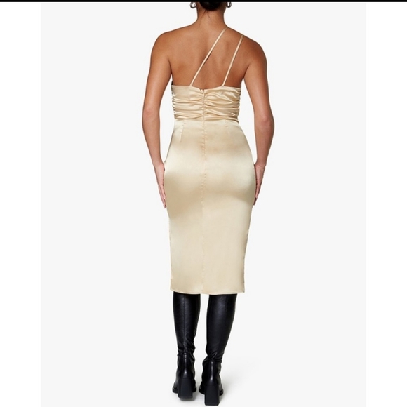 WeWoreWhat The Halter Stretch Charmeuse Satin Midi Dress - Picture 3 of 15